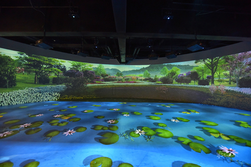 弧幕投影在企業(yè)展廳中的應(yīng)用插圖(2)